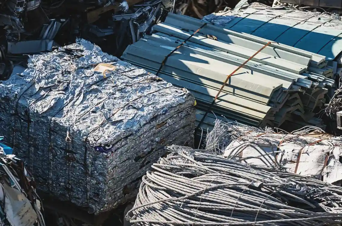 Aluminum scrap metal recycling
